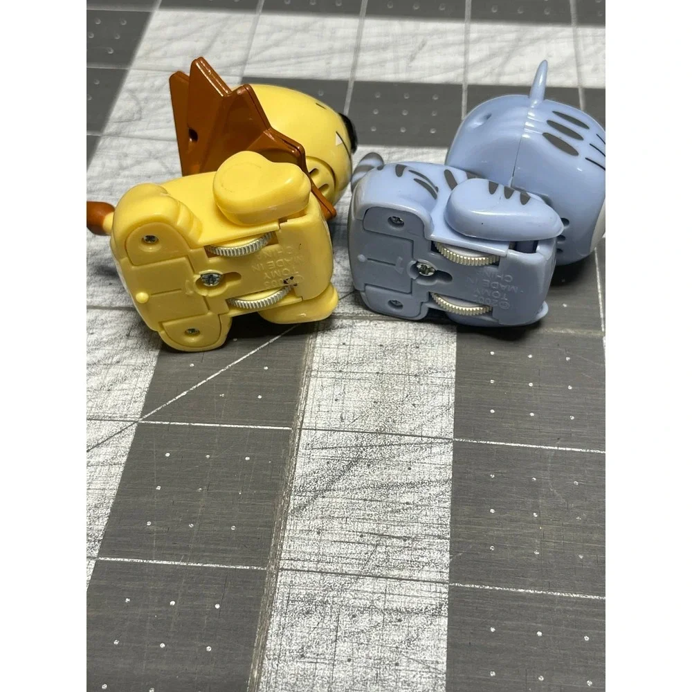 Micro Pet Lot Lion 2002 Blue Cat 2003 Not Tested